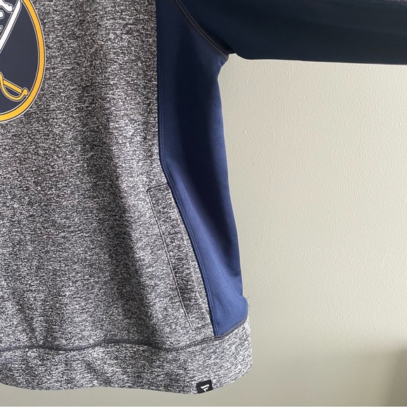 Buffalo Sabres Hoodie - Picture 4 of 6